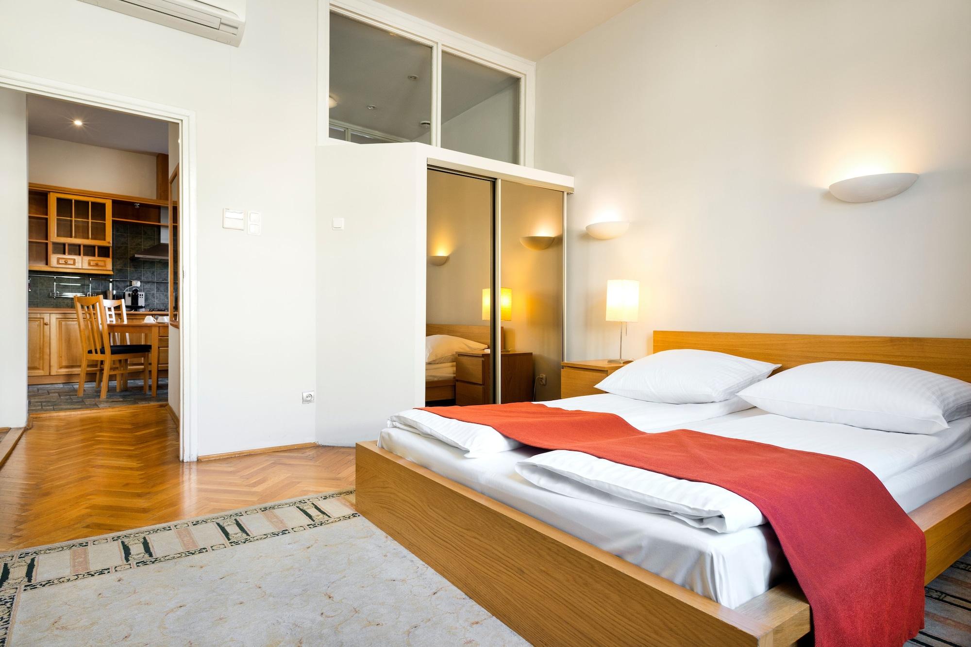 Aparthotel Stare Miasto Krakau Buitenkant foto